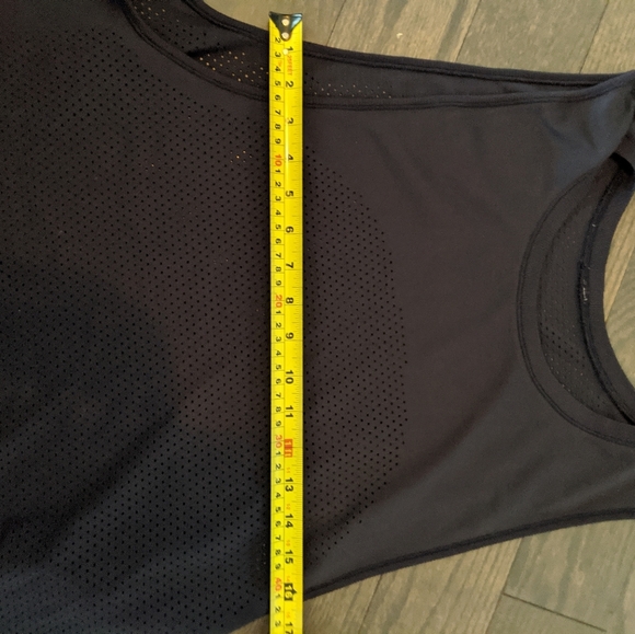 Lululemon Mesh Muscle Tank - Picture 4 of 4